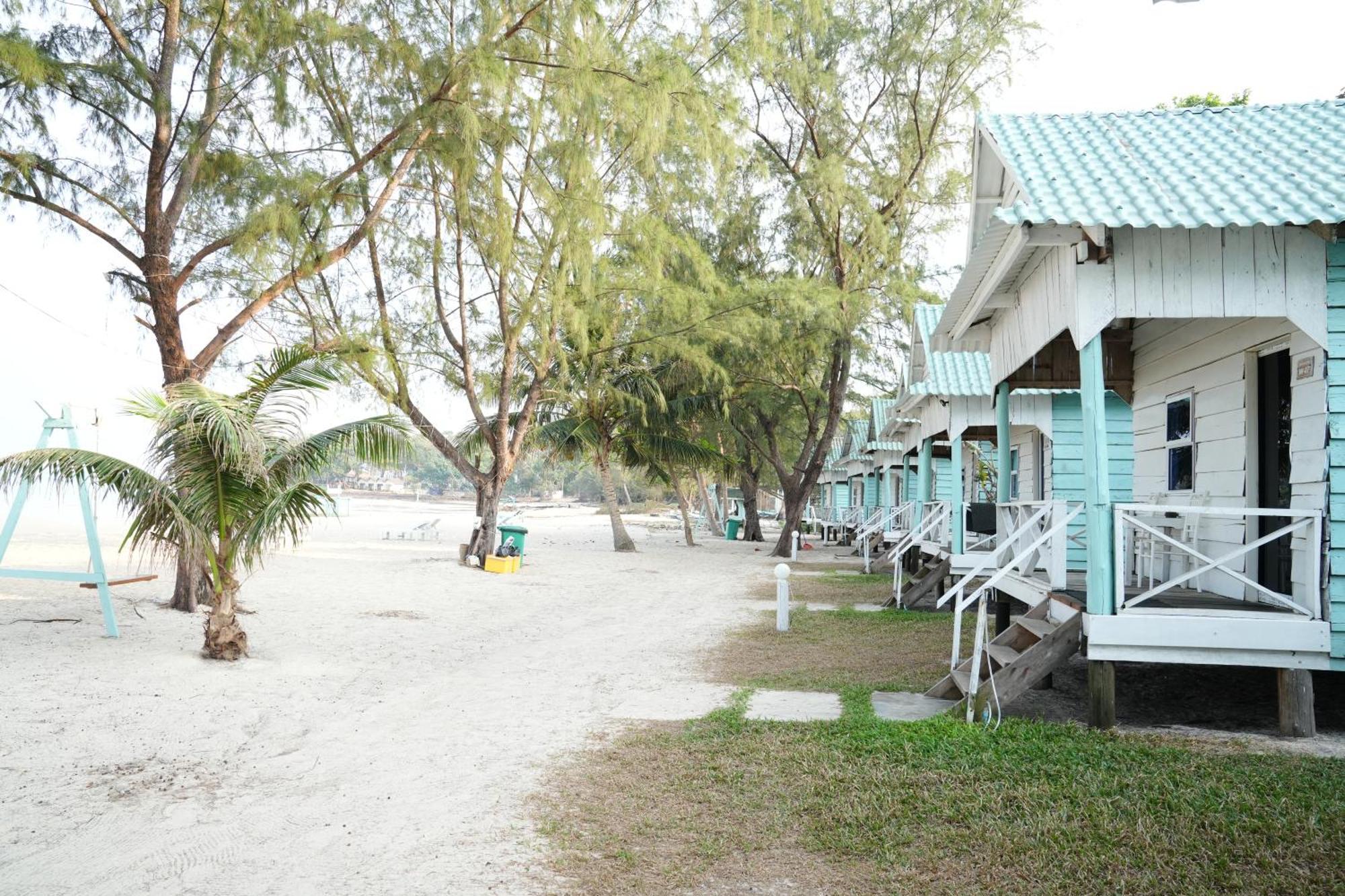 Sandy Beach Bungalows By Ehm Ko Rong Sanloem Eksteriør bilde